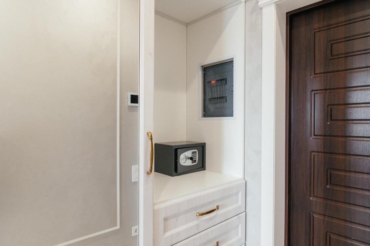 Pearl Premium 4 * Киев